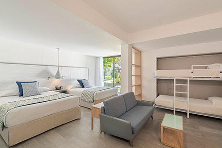 Img - Junior suite de lujo Privileged familiar doble + 2