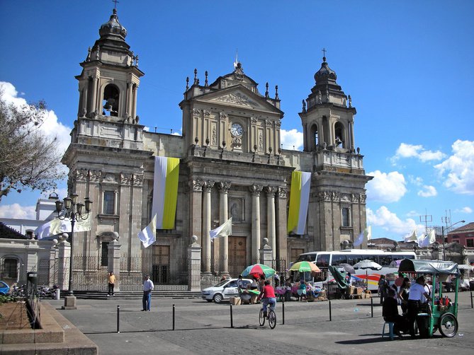 <p>Catedral Metropolitana en la ciudad de Guatemala</p>