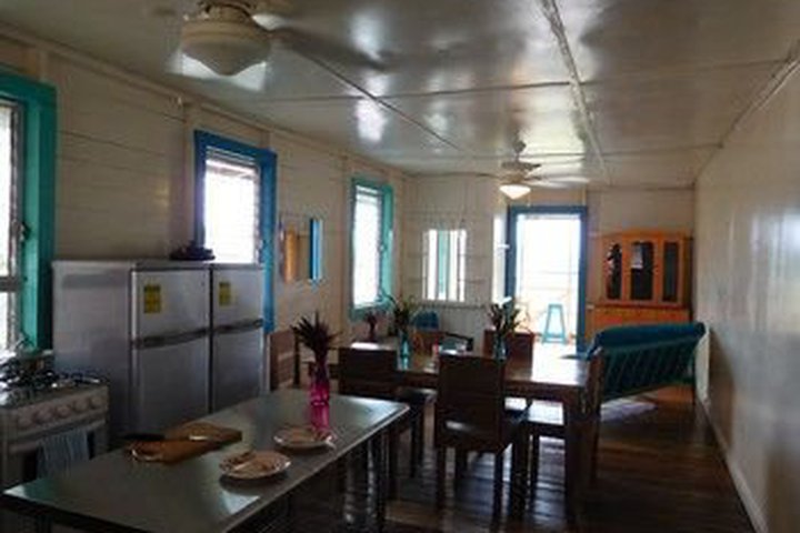 Img - Habitación básica, 2 camas individuales