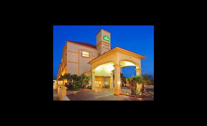 La Quinta Inn Suites By Wyndham South Padre Island Beach Hotel