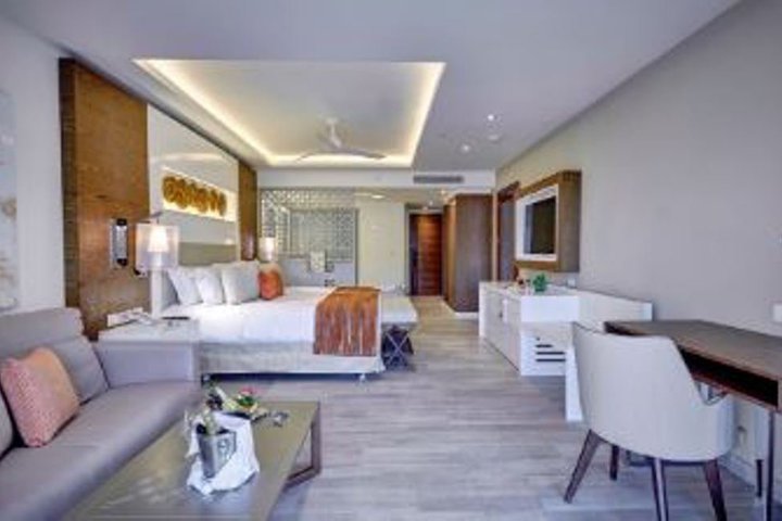 Img - Junior suite lujosa vista al mar - Diamond Club™