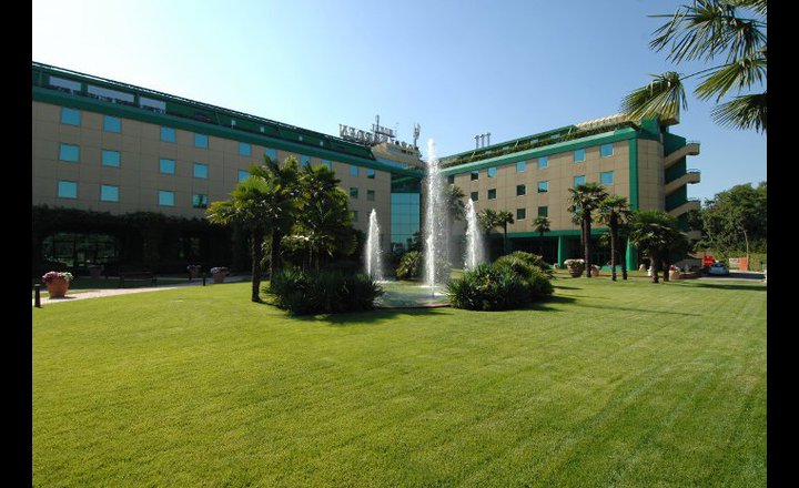 hotel assago milan