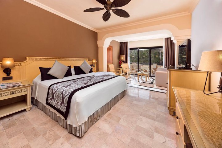 Img - Junior suite - 2 adultos vista al jardín