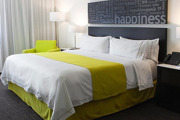 Img - Habitación, 1 cama de matrimonio grande, accesible para personas con discapacidad, bañera (Mobility)