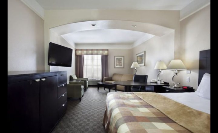 La Quinta Inn Suites By Wyndham Pharr Rio Grande Valley - 