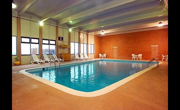 Comfort Inn Suites Omaha Central Hotel United States Of America Pricetravel