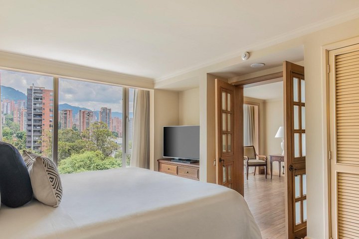 Img - Suite ejecutiva, 1 cama de matrimonio grande
