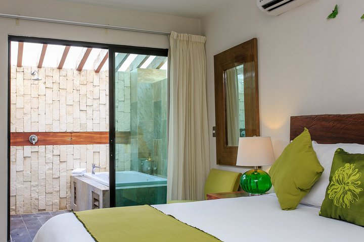 Img - Junior suite vista al jardín