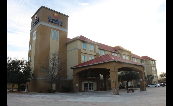 Comfort Inn Suites Near Six Flags Medical Center Hotel San