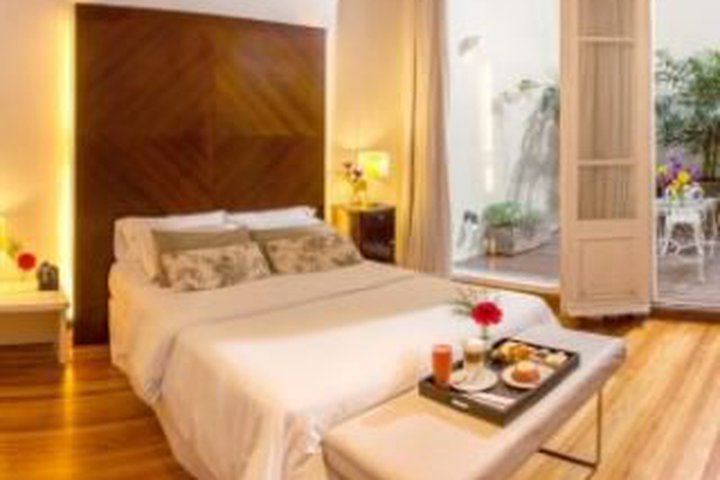 Img - Habitación junior con 1 cama doble o 2 individuales