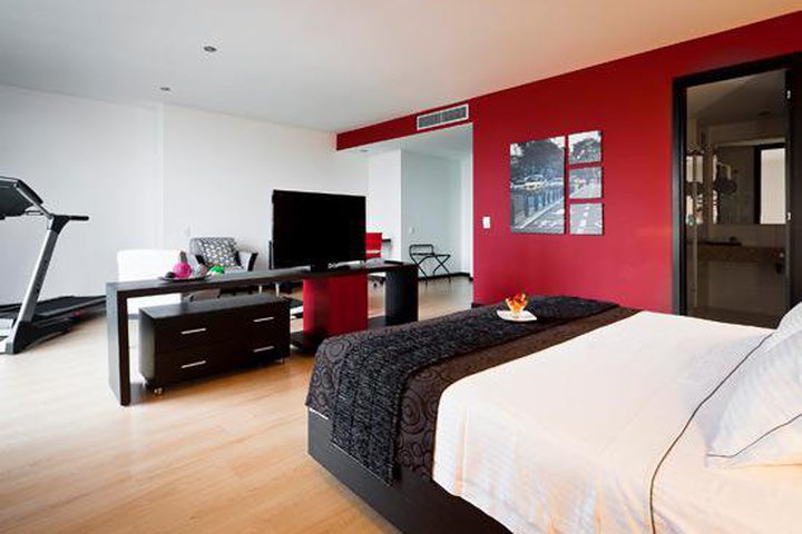 Img - Tryp Room Queen Bed