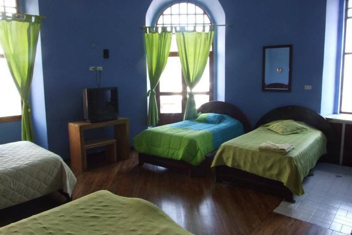 Img - Habitación familiar (six people)