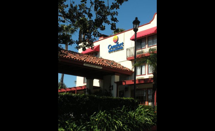 Comfort Inn Suites Orange County John Wayne Airport Hotel Santa