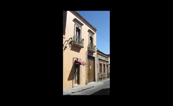 Hostal Casa Castillo Bed Breakfast Hotel Morelia Mexico Pricetravel