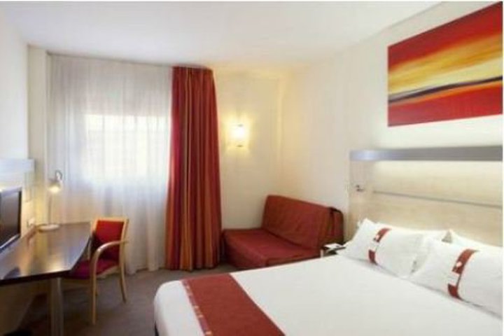 Img - Habitación, fumadores (1 Bed With Sofa Bed)