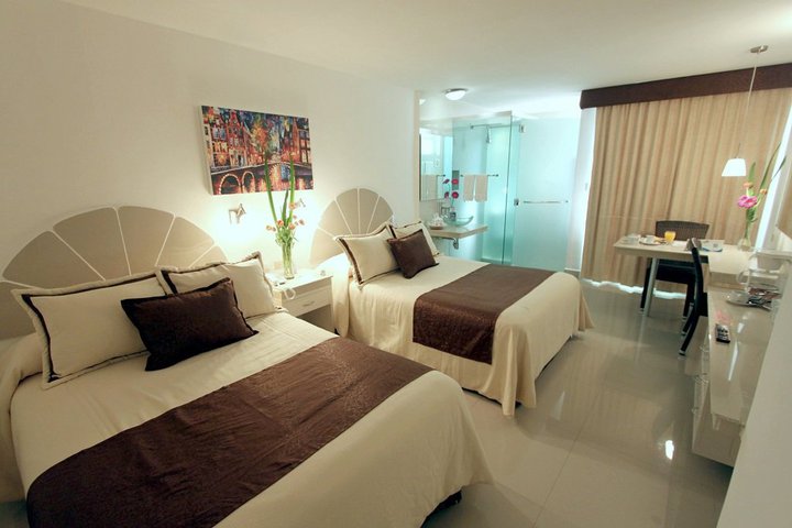 Img - Habitación Deluxe, 2 camas dobles, vistas a la piscina, planta ejecutiva