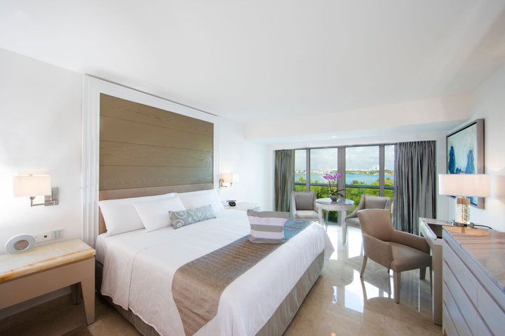 Img - Royale de Lujo con Vista a la Laguna