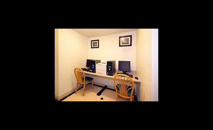 Comfort Inn Suites Sea Tac Airport Hotel Seatac United States